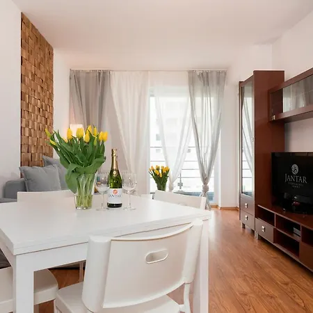 Portowa 14 - Jantar Apartman Kołobrzeg